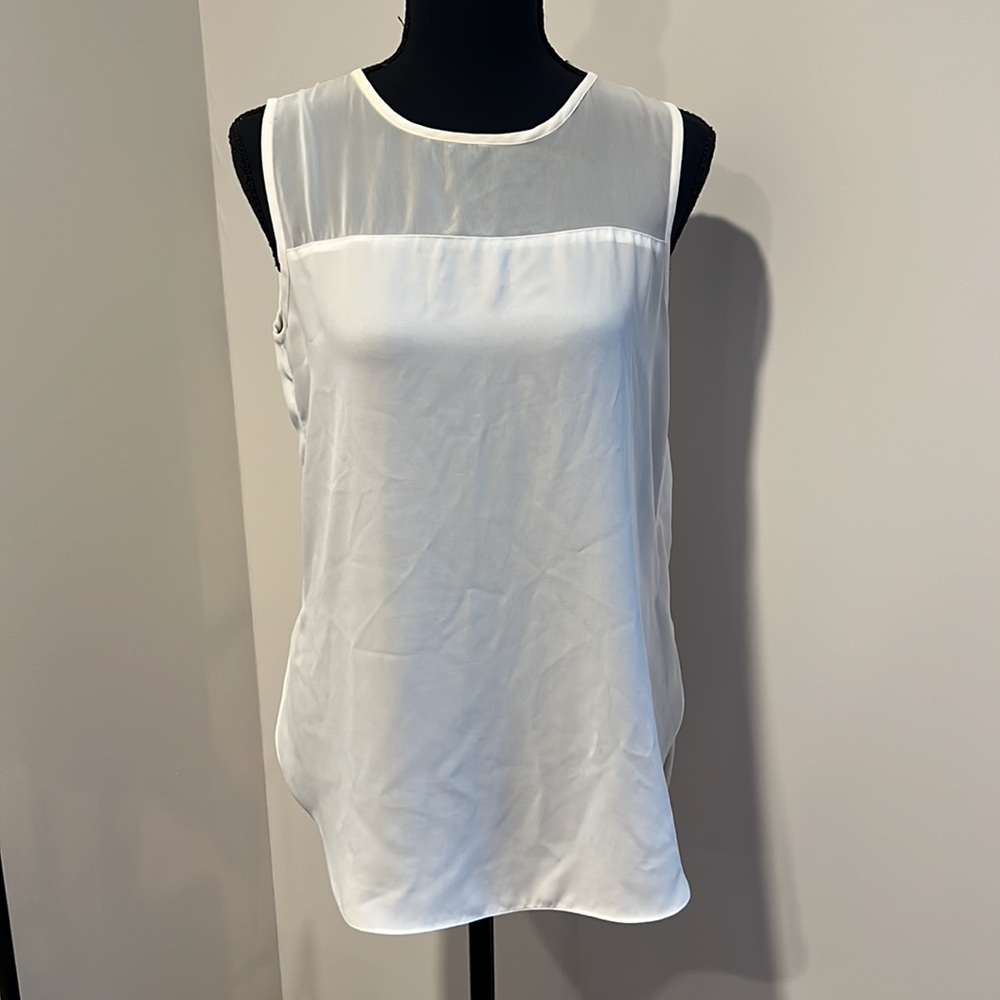 White Vince Camuto blouse. Size XS.